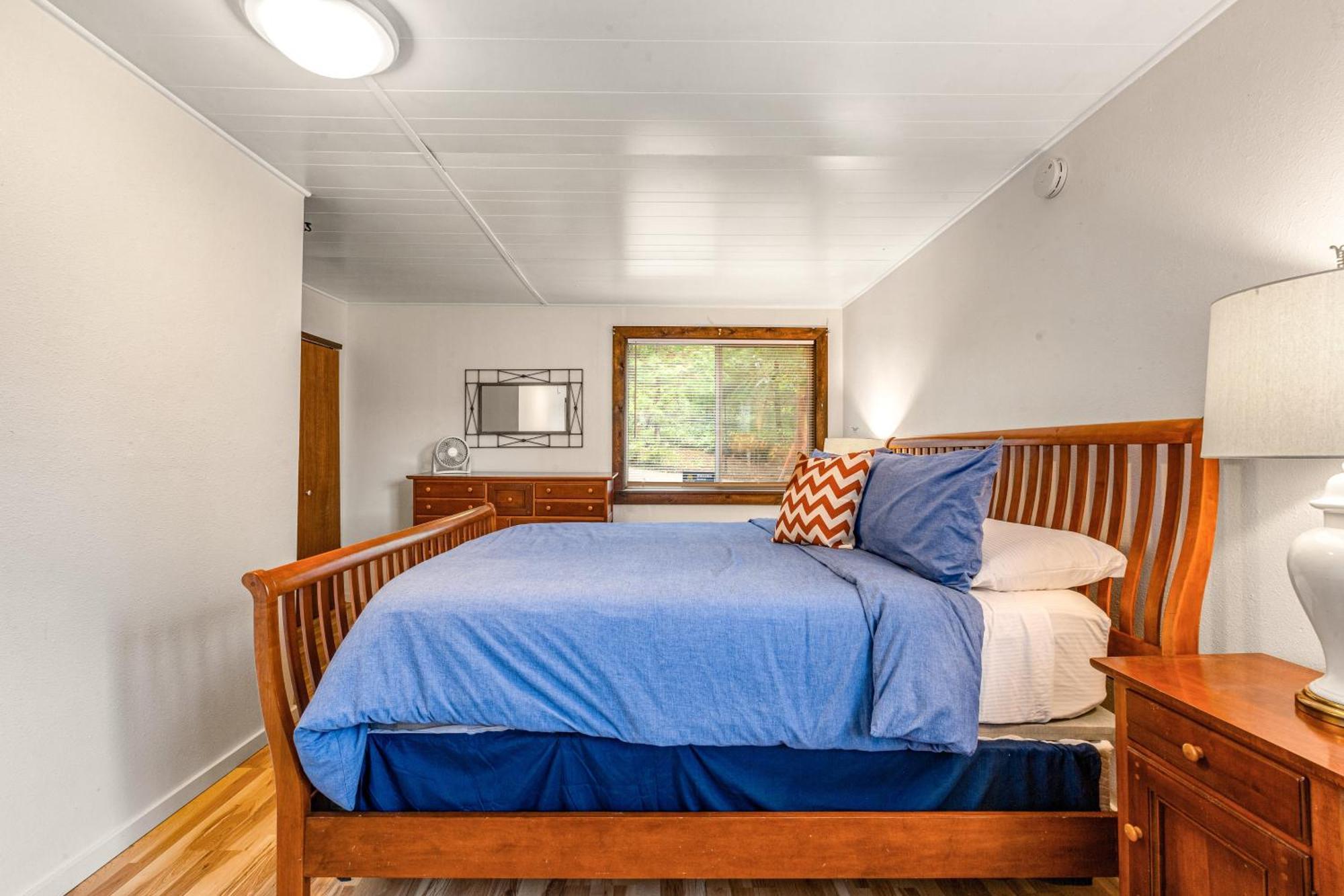 Seabeck Cottage On Hood Canal Экстерьер фото